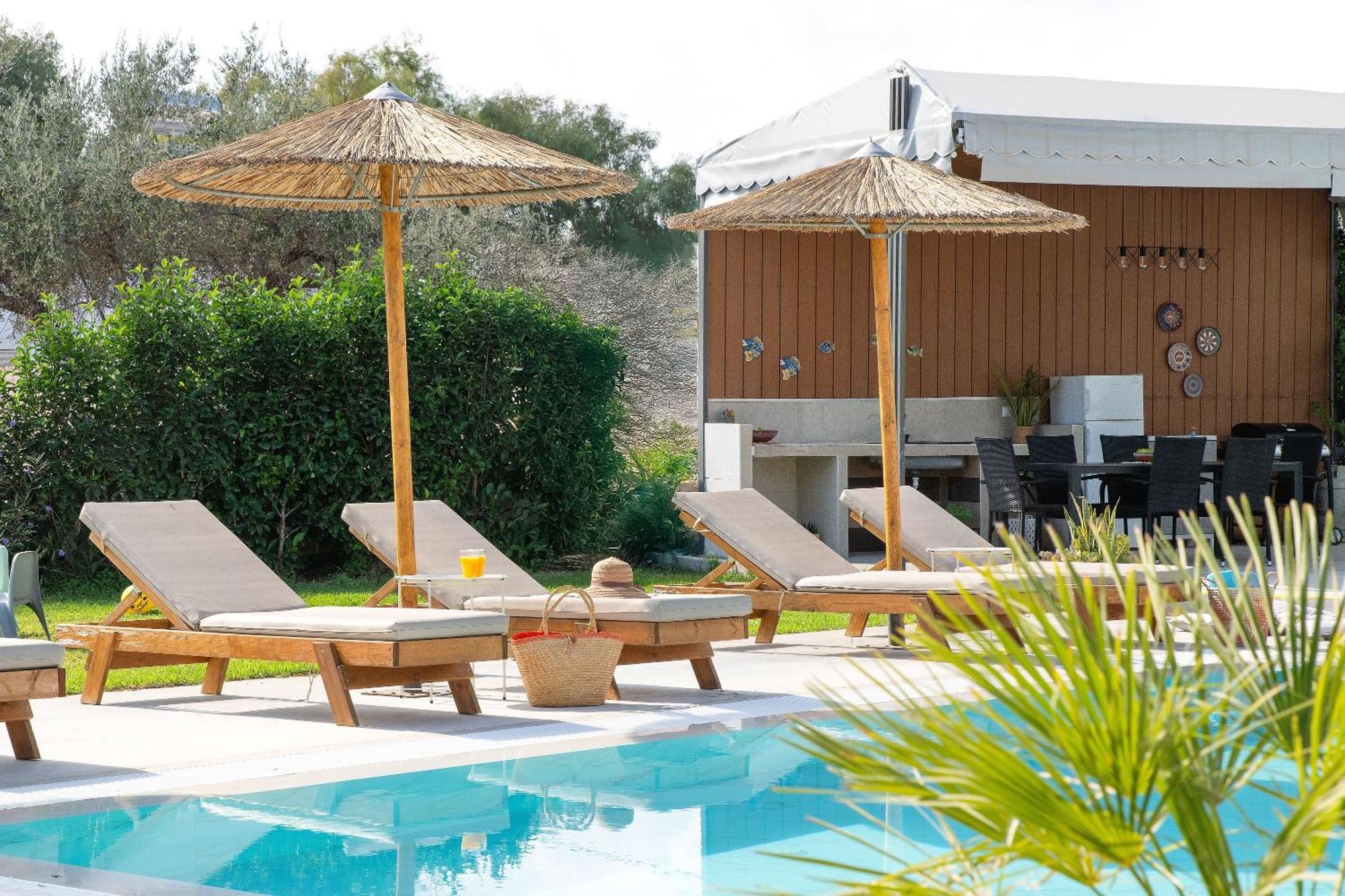 Ethria Pool Villa With Heated Jacuzzi Afantou Bagian luar foto