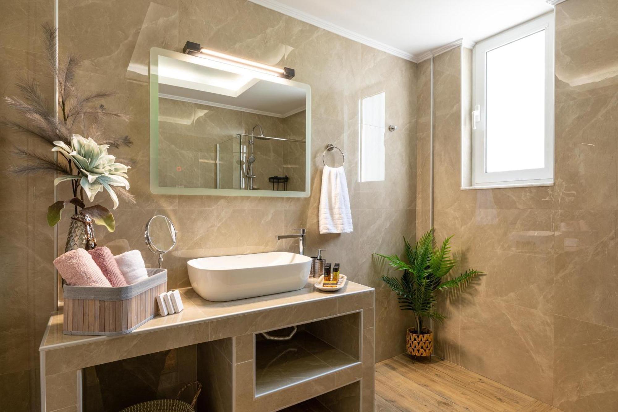 Ethria Pool Villa With Heated Jacuzzi Afantou Bagian luar foto