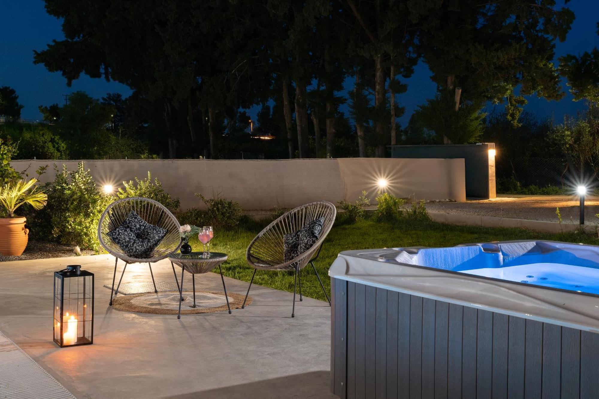 Ethria Pool Villa With Heated Jacuzzi Afantou Bagian luar foto